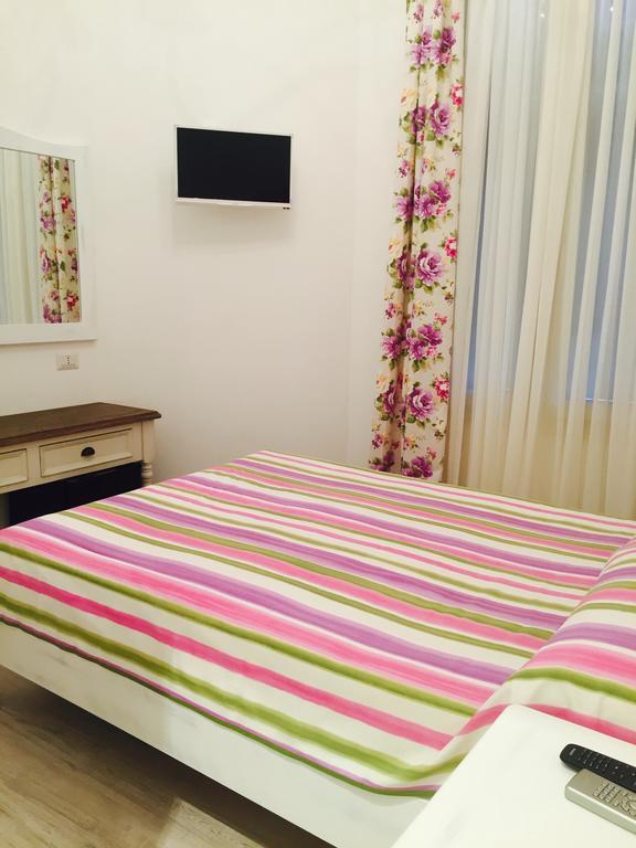 Hotel La Scogliera Bordighera Kültér fotó
