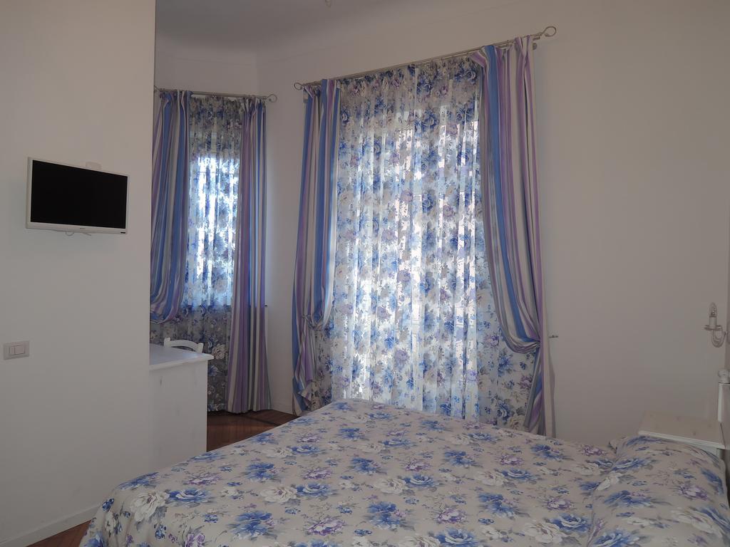 Hotel La Scogliera Bordighera Kültér fotó