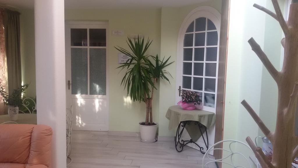 Hotel La Scogliera Bordighera Kültér fotó