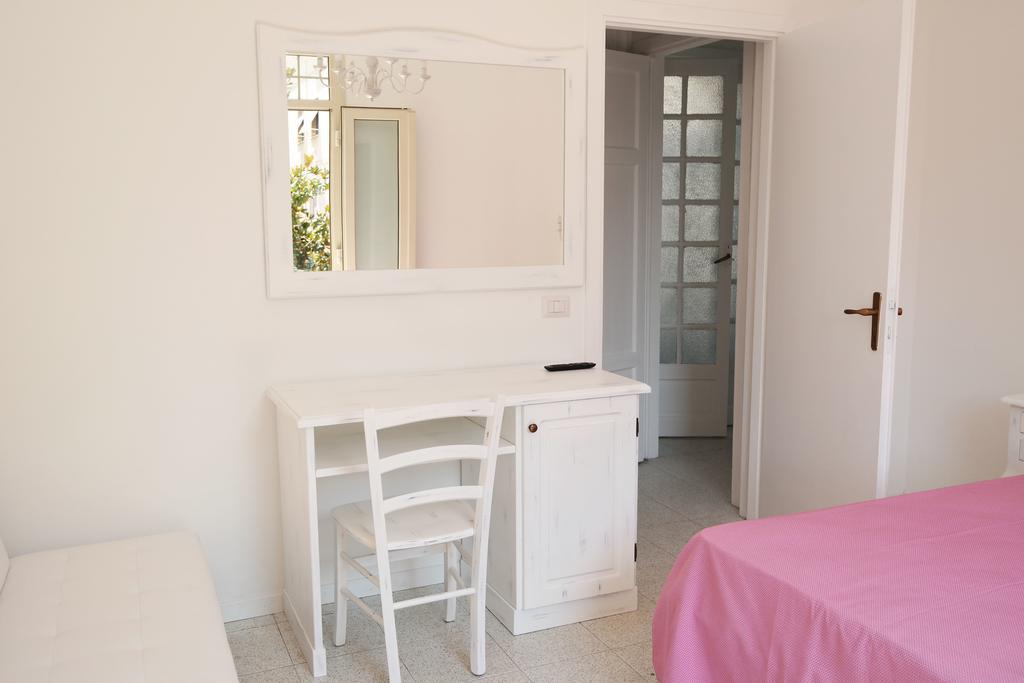 Hotel La Scogliera Bordighera Kültér fotó