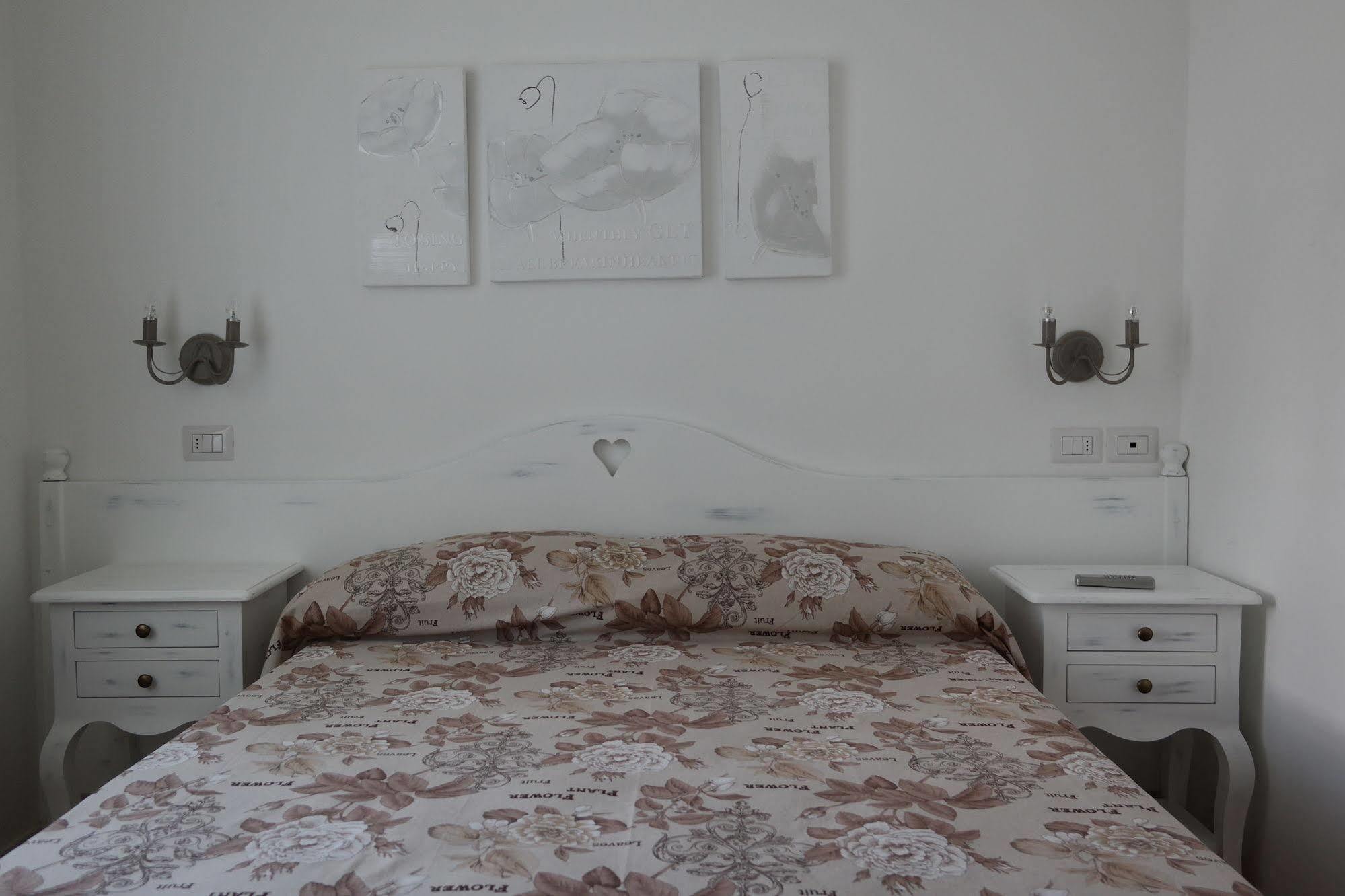 Hotel La Scogliera Bordighera Kültér fotó