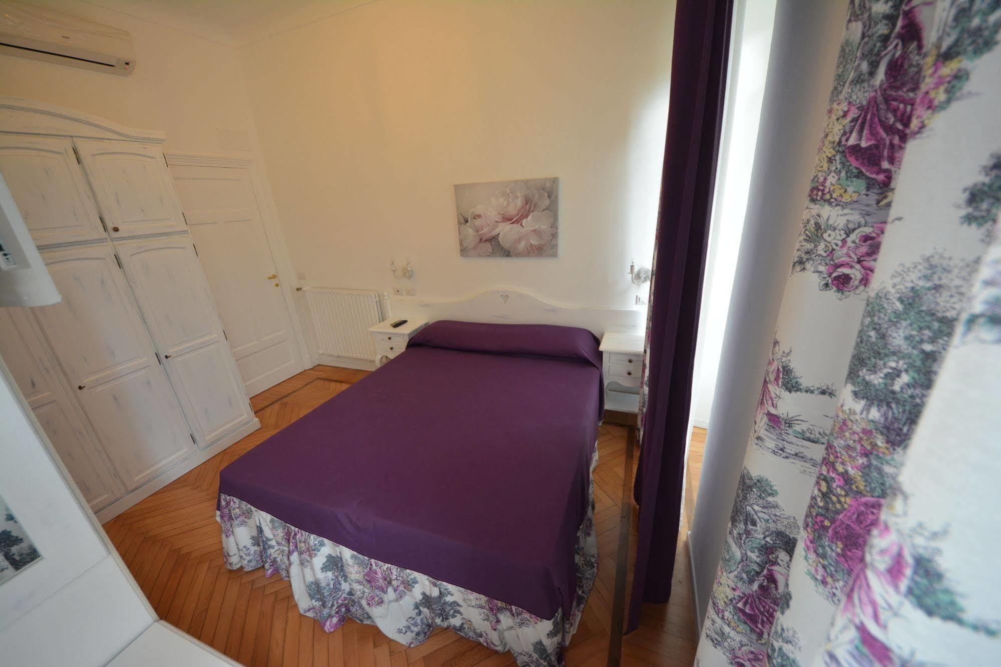 Hotel La Scogliera Bordighera Kültér fotó