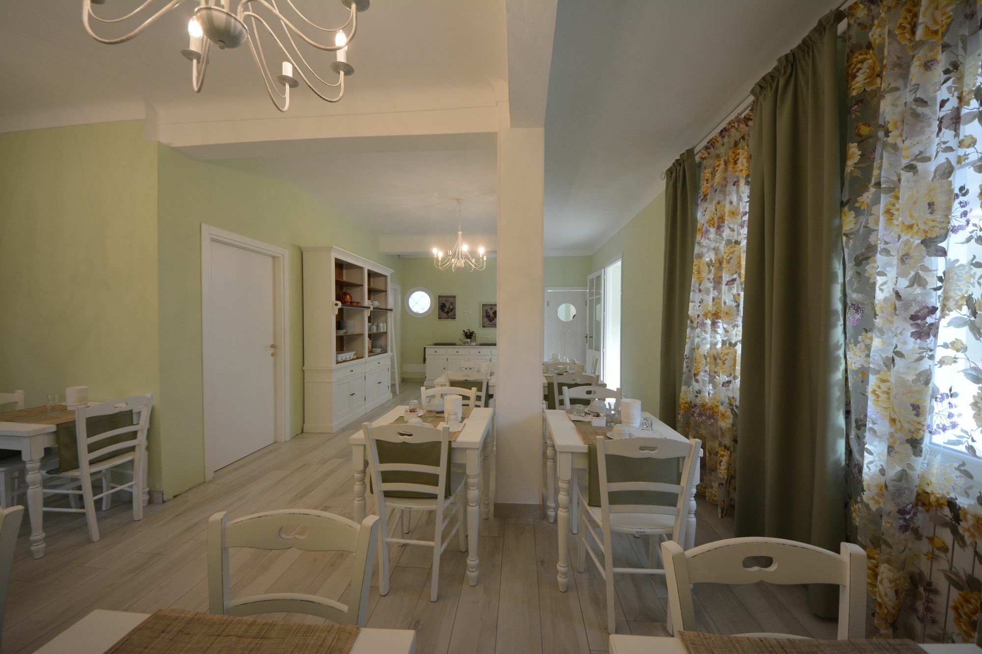 Hotel La Scogliera Bordighera Kültér fotó